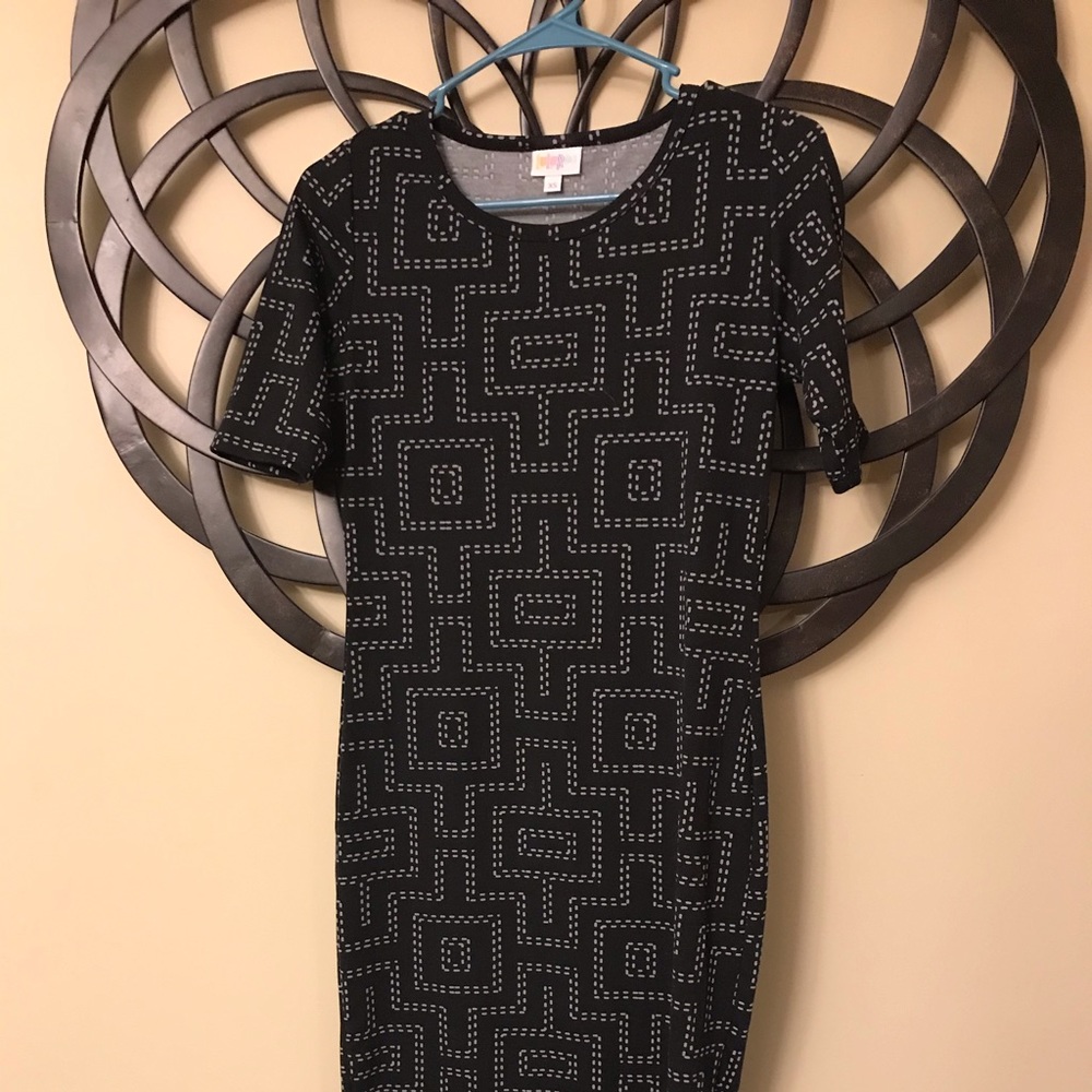 Size XS lularoe Julia dress